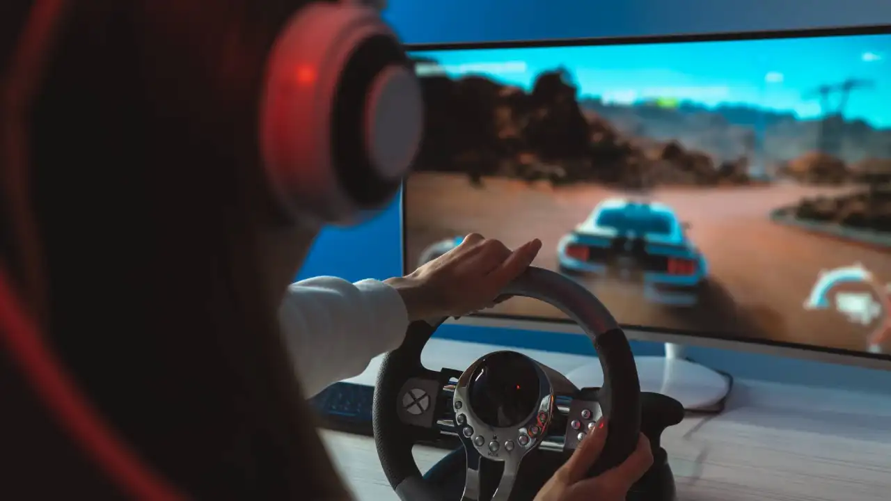 استفاده از شبیه سازهای رانندگی در بازی های ویدیویی و تاثیر آن بر صنعت گیم